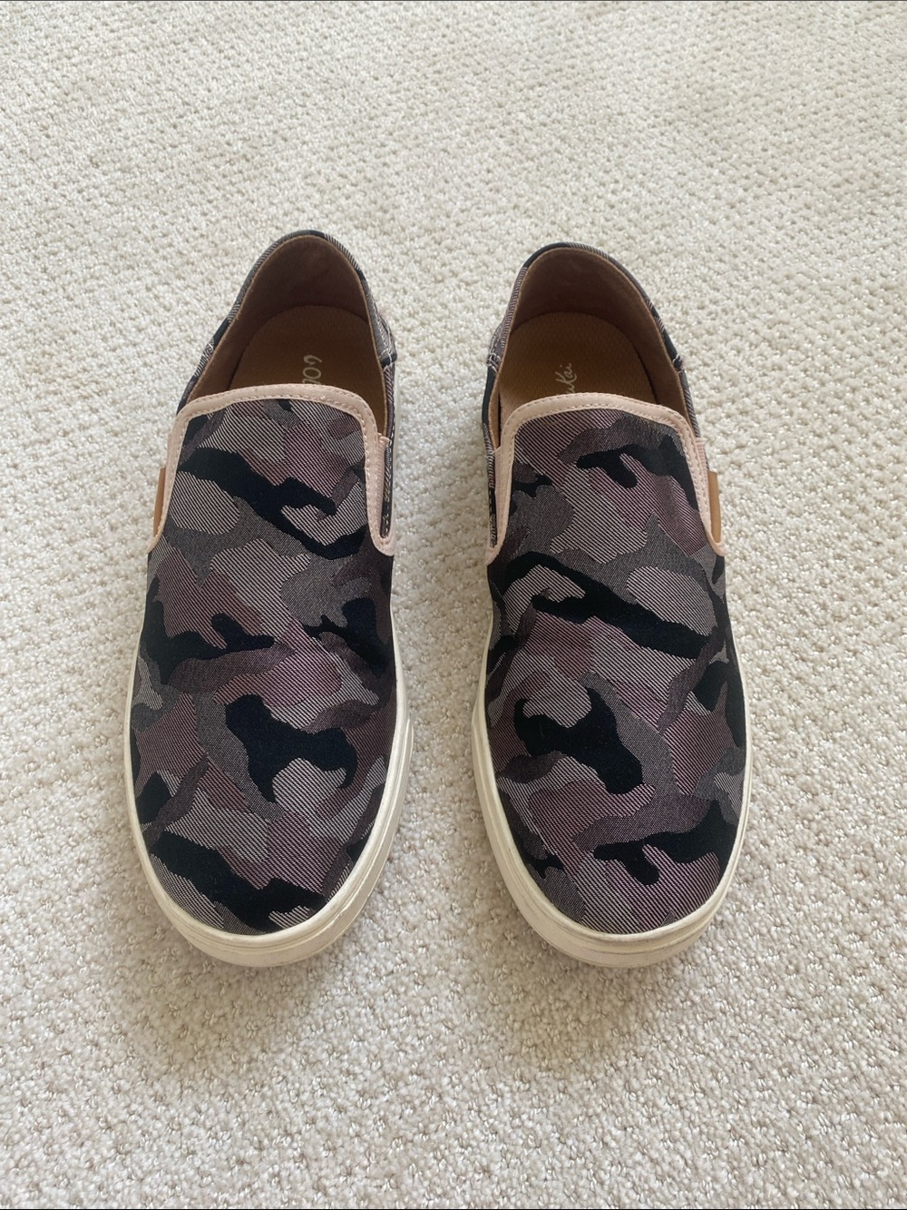 OLUKAI Slip-On Dark Pink Black Camouflage Canvas Sneakers - Neutral Tones